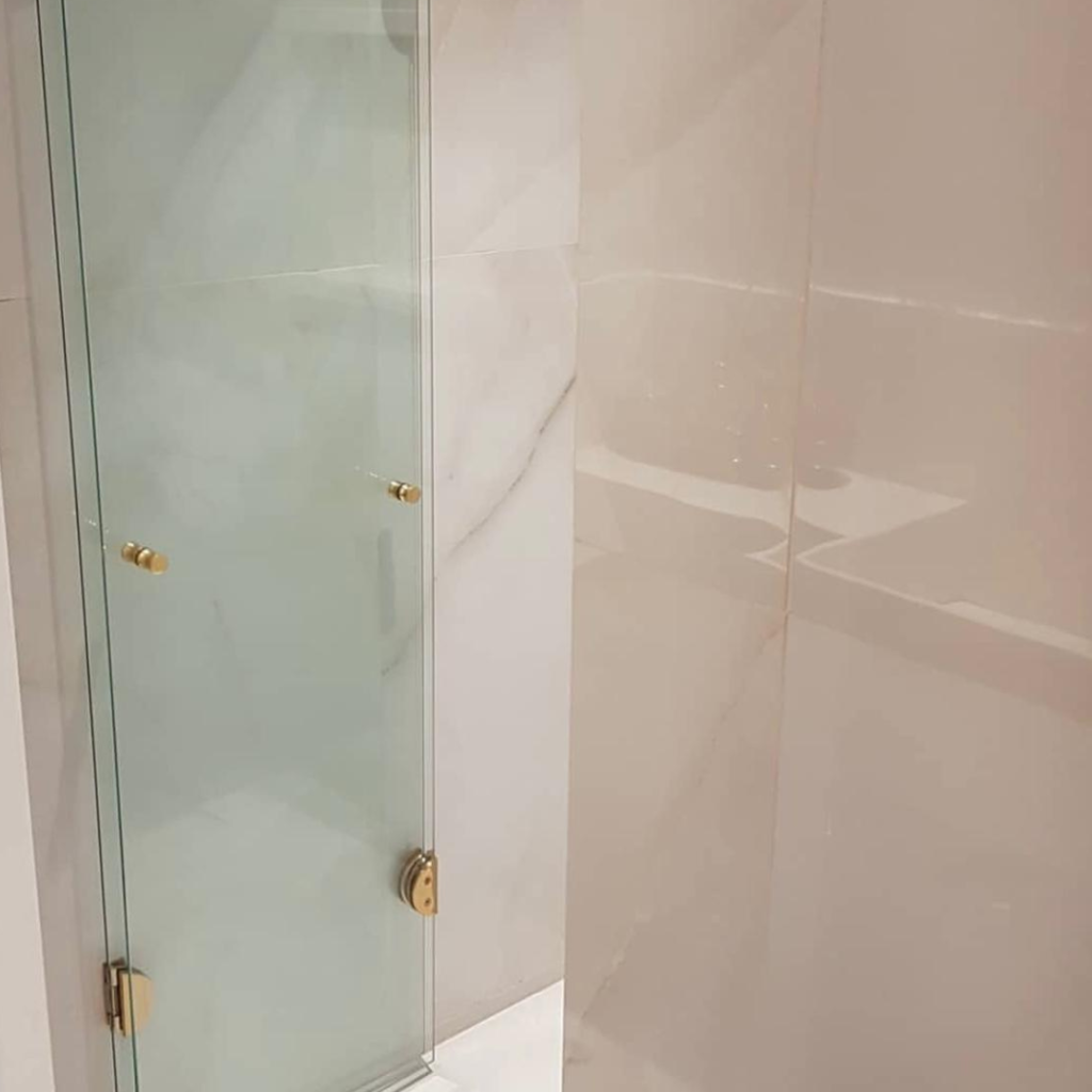 Box Banheiro no lago norte - Emage Vidracaria