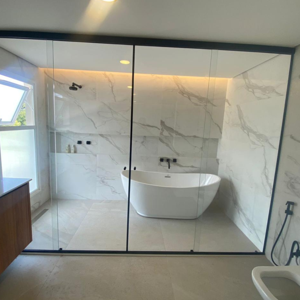 Box Banheiro no lago norte - Emage Vidracaria (5)